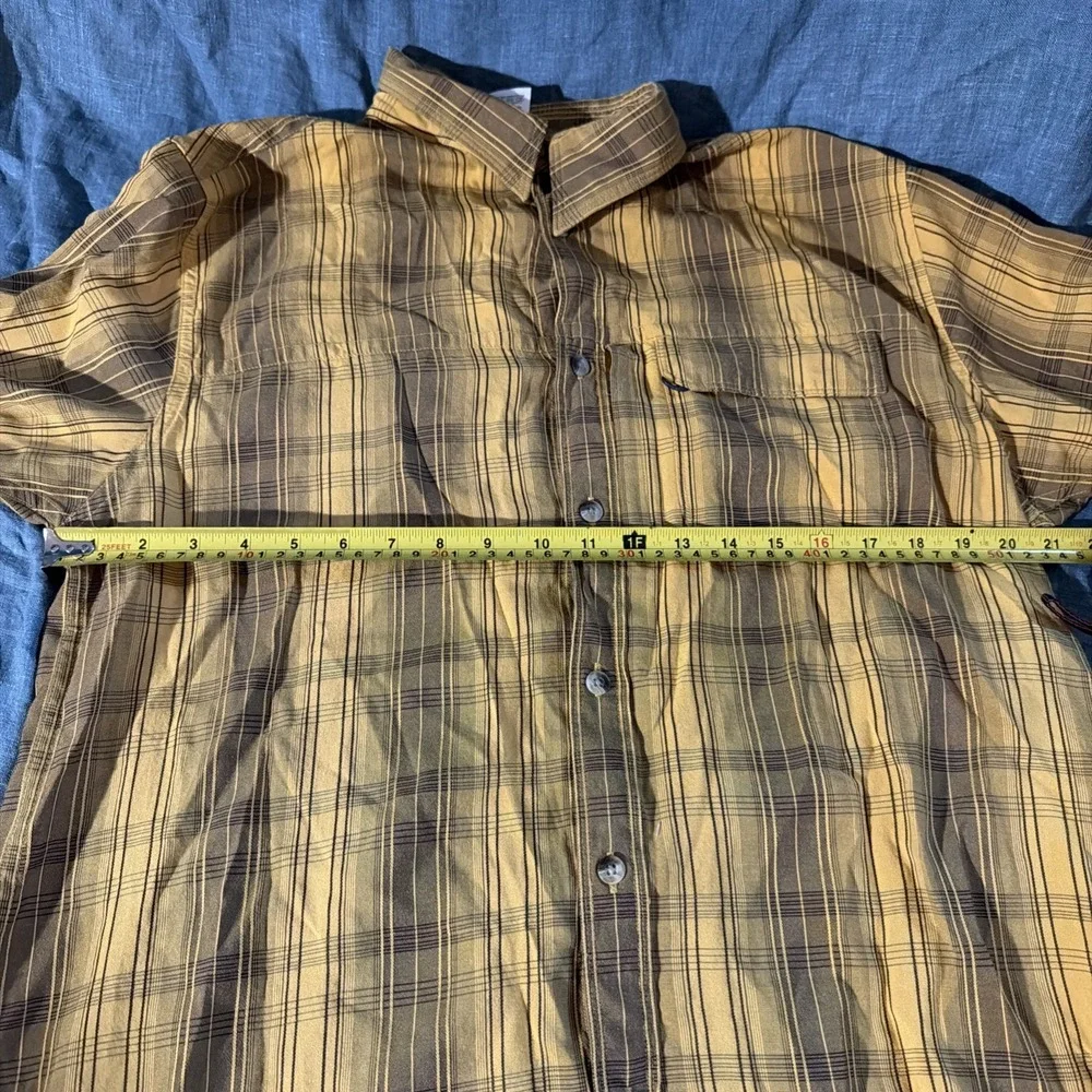 The North Face Mens Large Mustard Brown Plaid Short Sleeve Button Up Shirt